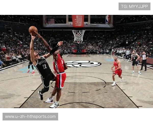 小波特造出空位后急停中投命中，篮网继续发力