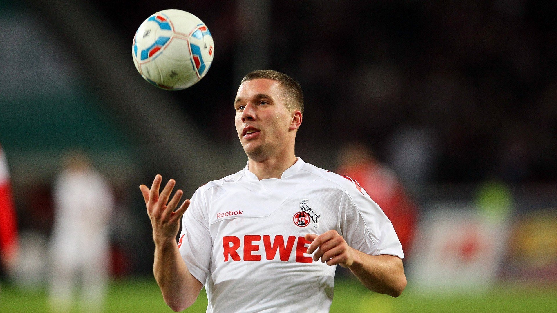 欧冠半决赛：巴黎再度折戟四强 姆巴佩公开表示“不会因失败离队”